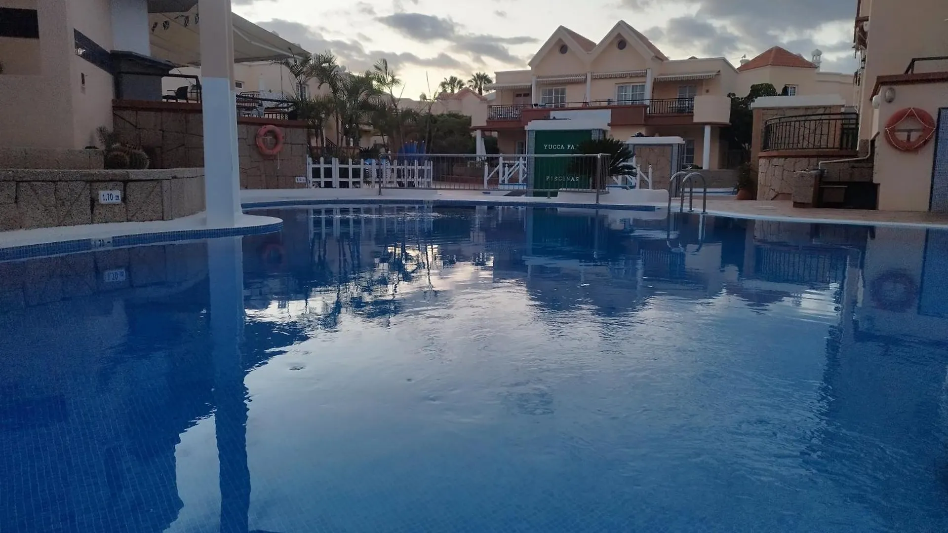 Apartment Fanabe Beach - Costa Adeje, Yucca Park 0*, Адехе Испания
